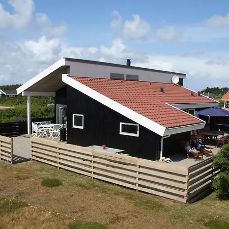 I Vejlby Klit Med Sauna Sj128