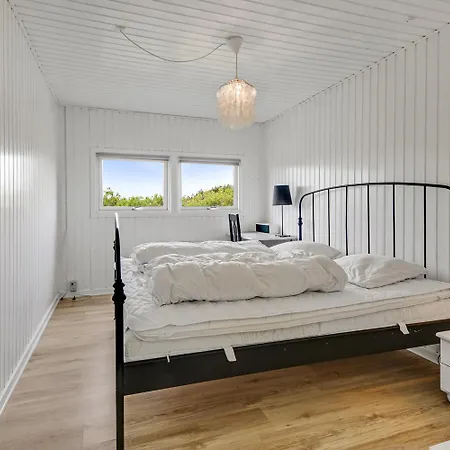 I Vejlby Klit Med Sauna Sj128 Nyaraló